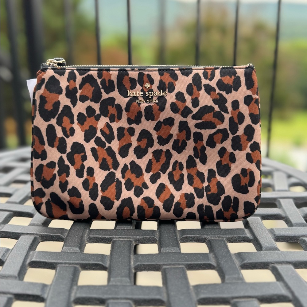 ❤️Kate Spade ♠️ Animal Print Wristlet NWT